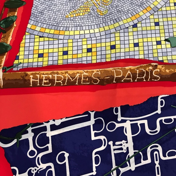 Hermès Le Robinson Red Scarf - Picture 6 of 7